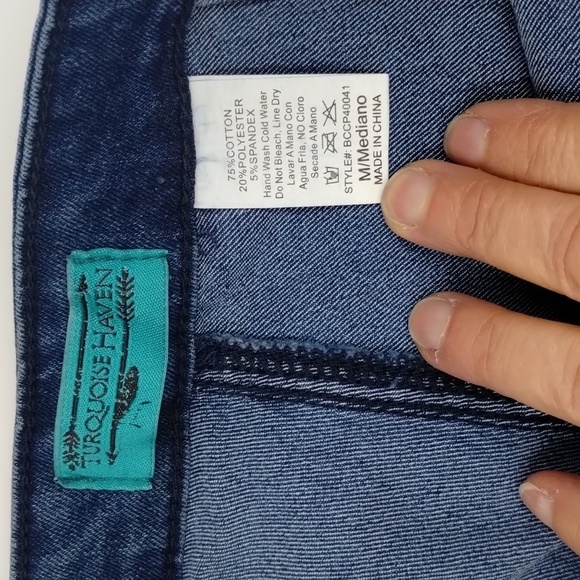 Turquoise Haven women's size medium wide flare stretch raw hem jeans high rise - Picture 10 of 10